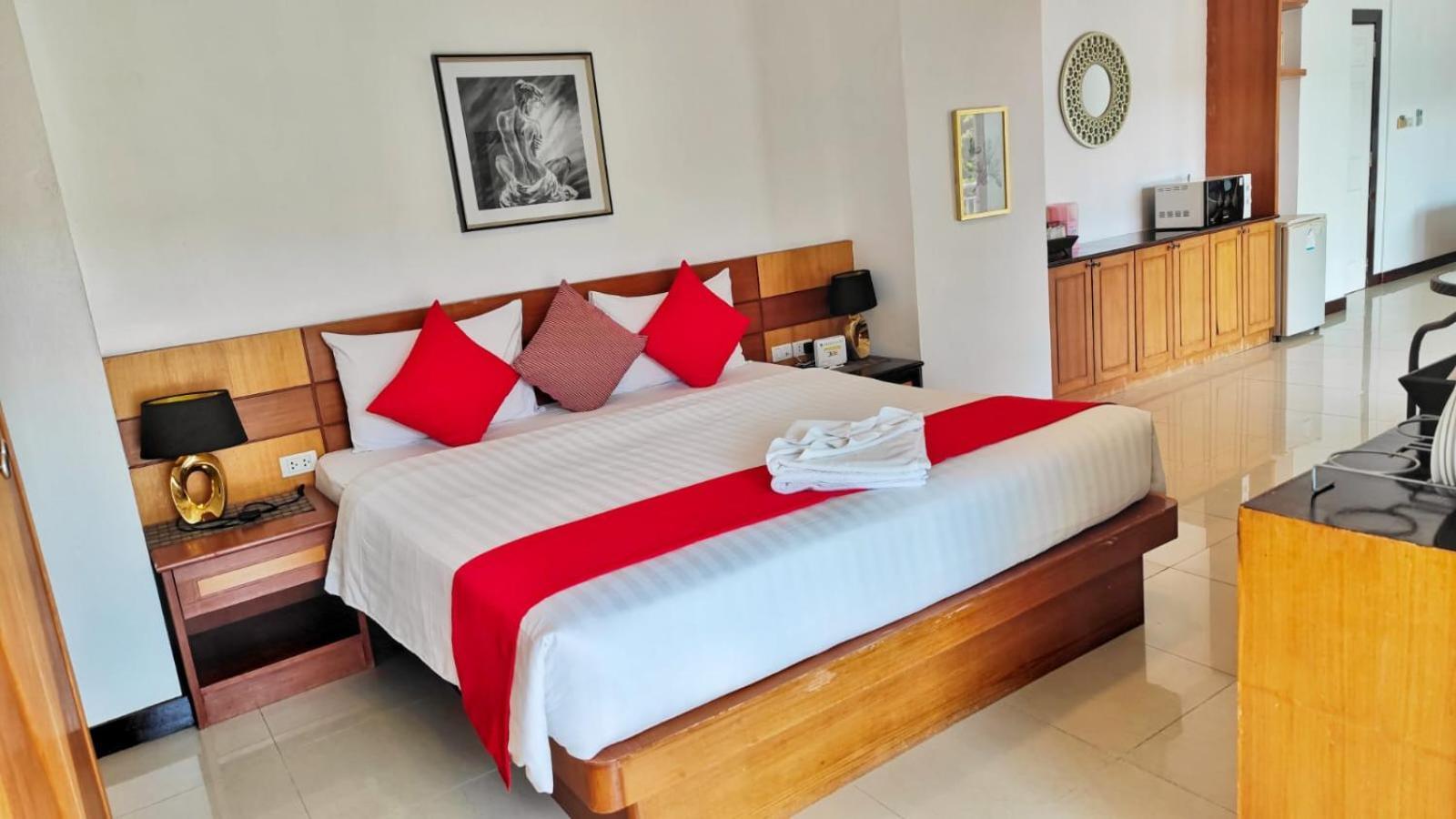 Cocoon Apk Resort & Spa Patong Eksteriør billede