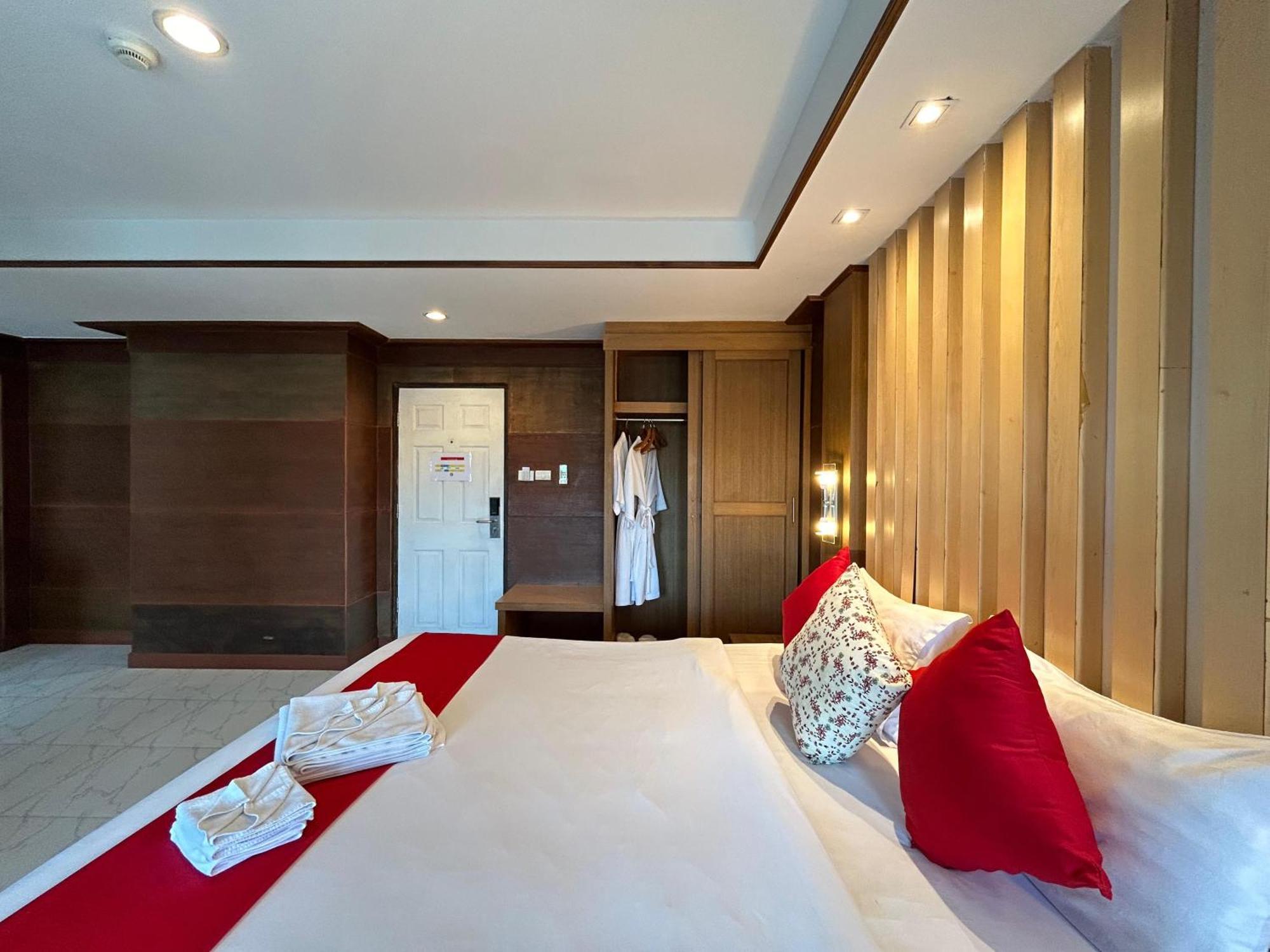 Cocoon Apk Resort & Spa Patong Eksteriør billede